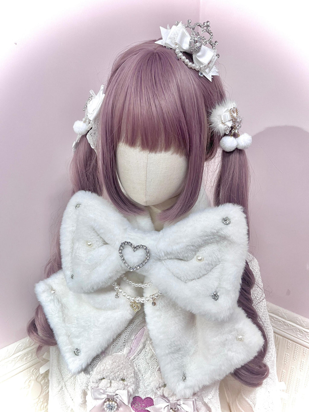 Ryousangata Faux Fur Scarf, Heart-Shaped Brooch 44461:809472