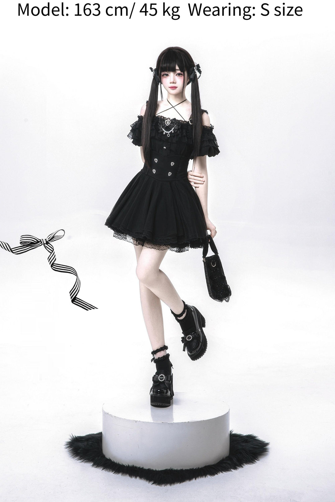 Jirai Kei Skirt Set Open-shoulder Blouse with Heart Bow Tie 42864:755975