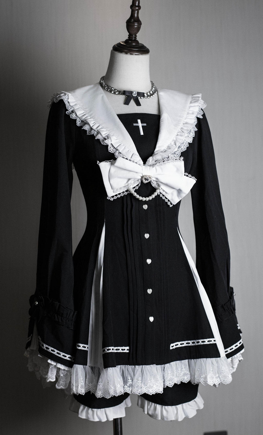 Jirai Kei Hime Sleeves Dress, Pocketed Shorts (2XL L M S XL) 44215:808523