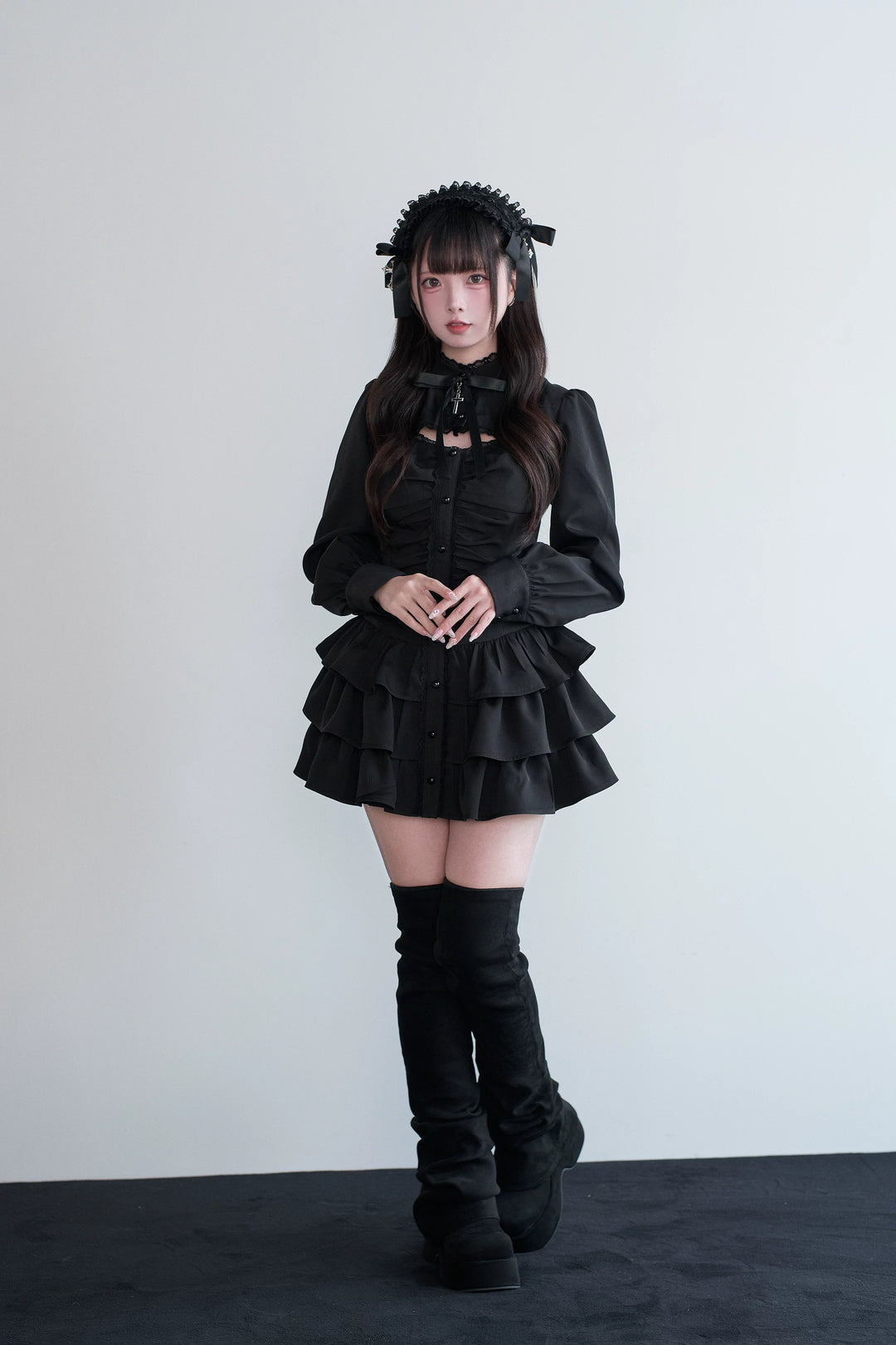 Black/Gray Jirai Kei Lace-Up Dress, Elastic Shorts 44329:806147