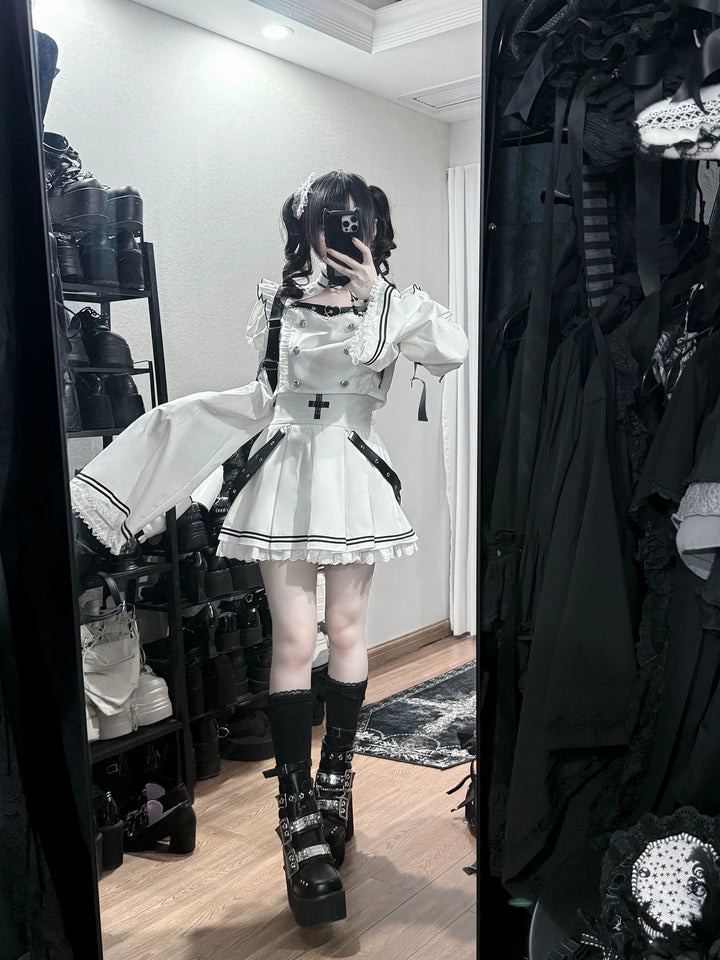 Black-and-White Gothic Top and Skirt Set, Belt & Lace 46072:874671