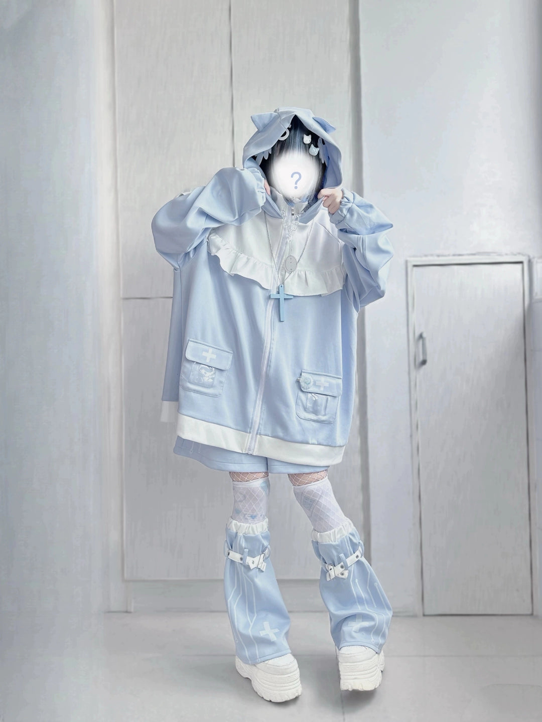 Tenshi Kaiwai Cat Ears Jacket With Ruffle And Pocket & Shorts Multicolor (M S) 39092:615400