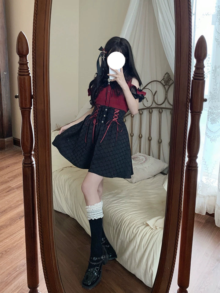 Black and Red Jirai Kei Set Up, Lace Pointed Collar 43726:783593