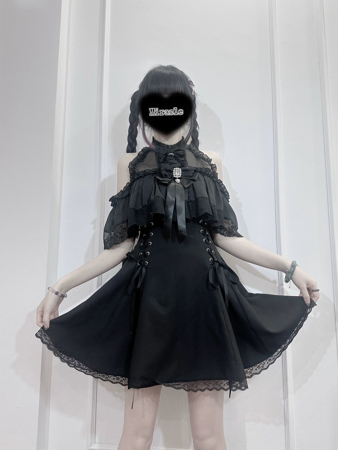 Seiso Kei Open-Shoulder Dress, Lace Details (L M S) 44745:821867