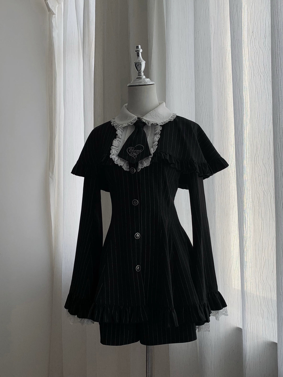 Jirai Kei Cape Dress Set, Detachable Embroidered Tie (L M S XL) 44586:814409