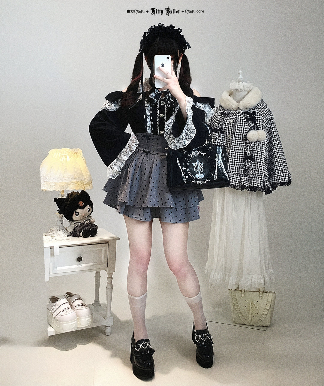 Lace Open-Shoulder Jirai Kei Blouse, Long Sleeves 44004:793107