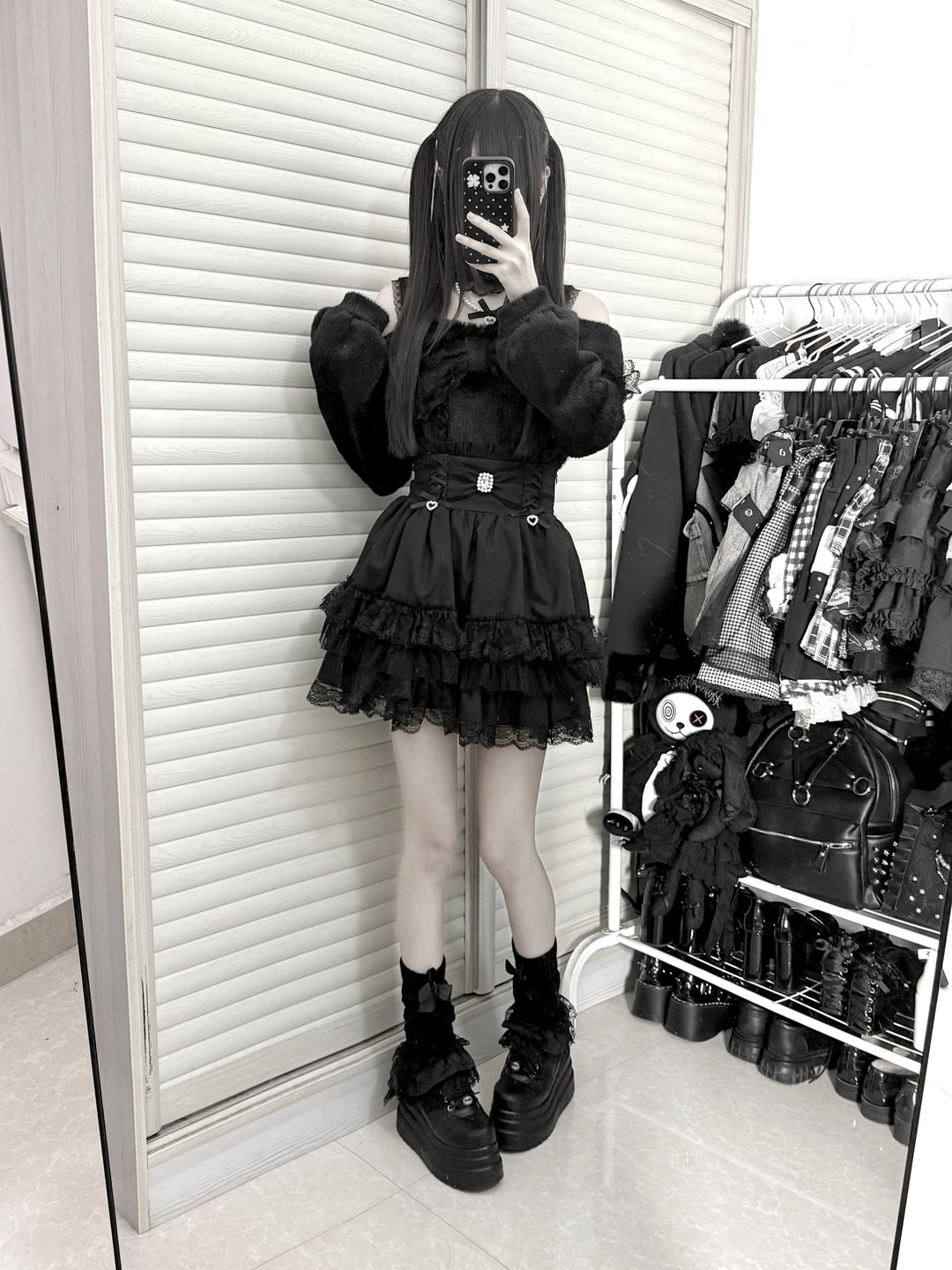 High-Waistband Jirai Kei Skirt, Tiered Lace Hem 44115:803726