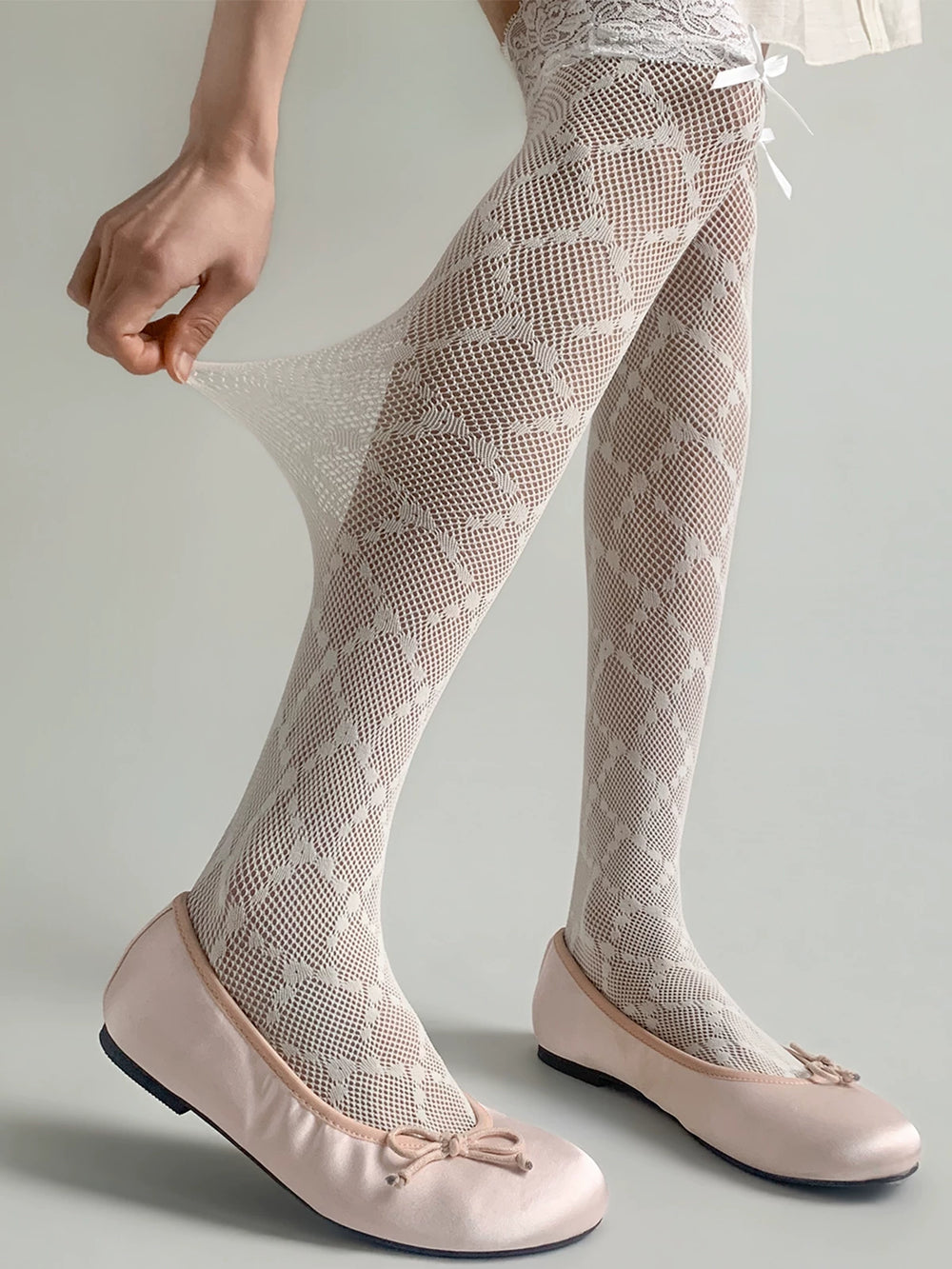 White Elastic Lace Socks, Knee-High Design 45198:841961