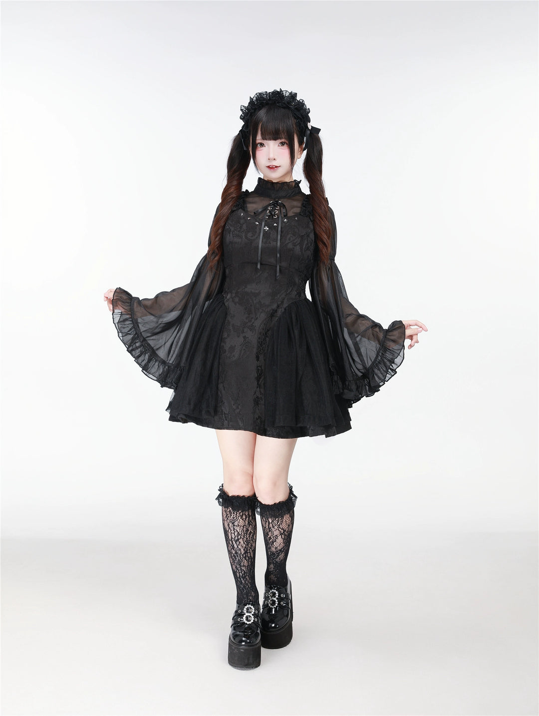 Black/White Jirai Kei Jumper Dress & Hime-Sleeved Sheer Blouse 43326:773592