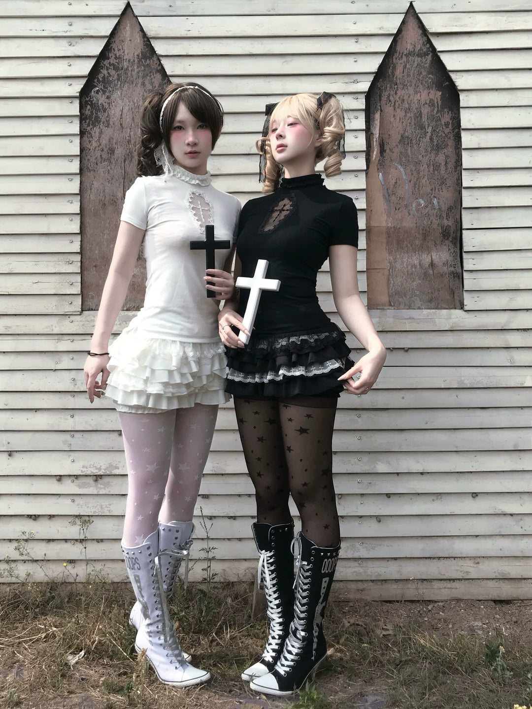 Gothic Cross-Detailed T-shirt & Tiered Ruffle Bloomers 43079:764552