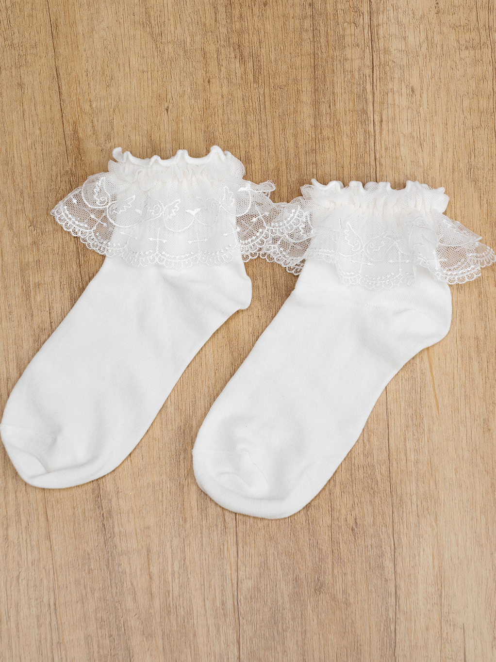 Lolita Socks White Black Socks Wings Cross Lace Socks (White) 33810:447084