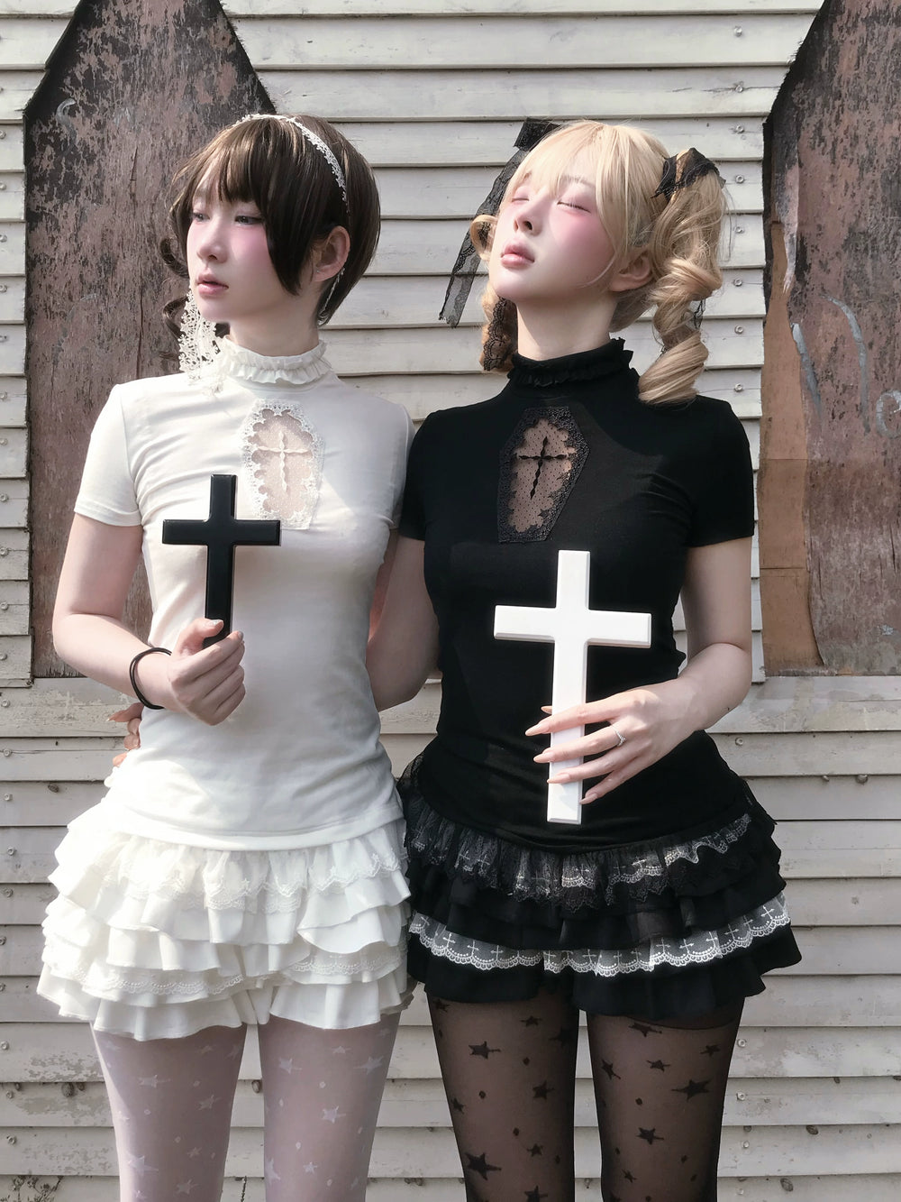 Gothic Cross-Detailed T-shirt & Tiered Ruffle Bloomers 43079:764544