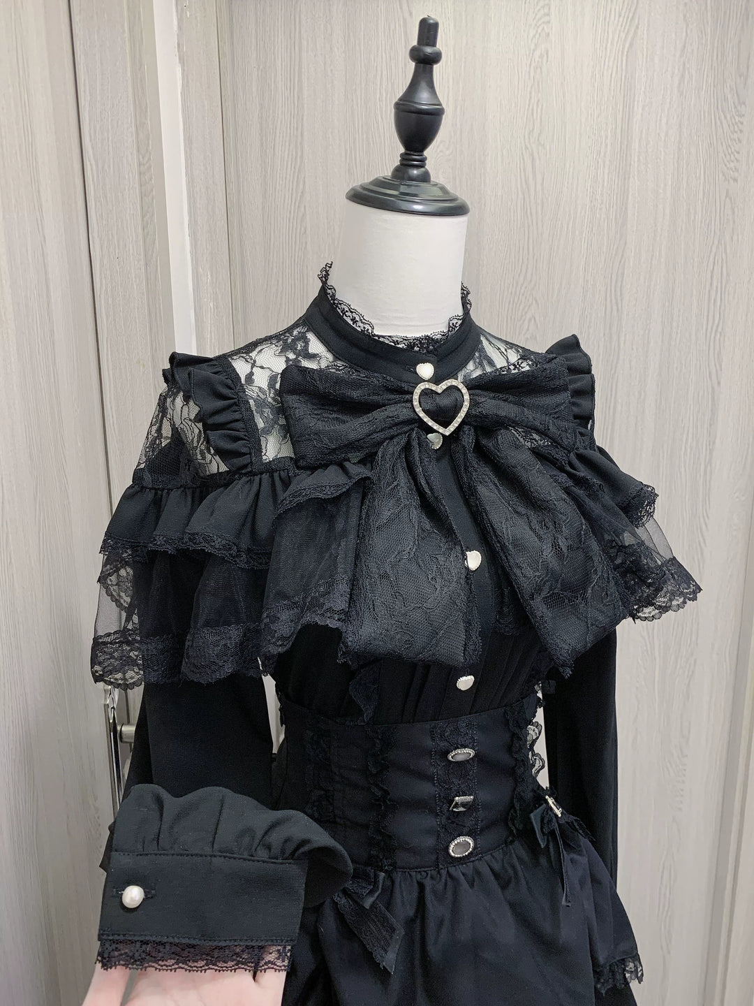 Jirai Kei Blouse Ruffle Lace Ribbon Shirt (L M S XL / M) 38554:654044
