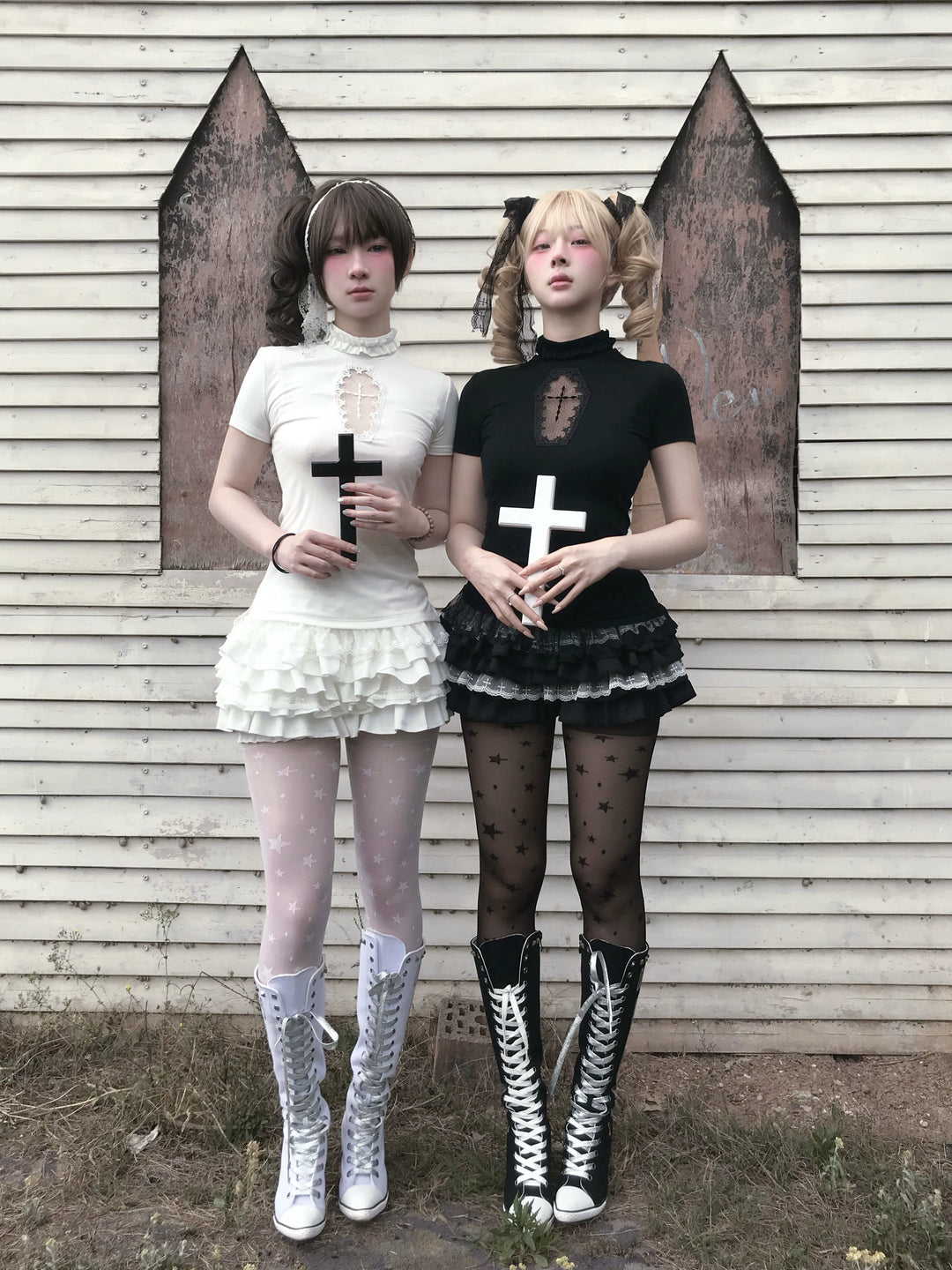 Gothic Cross-Detailed T-shirt & Tiered Ruffle Bloomers 43079:764550