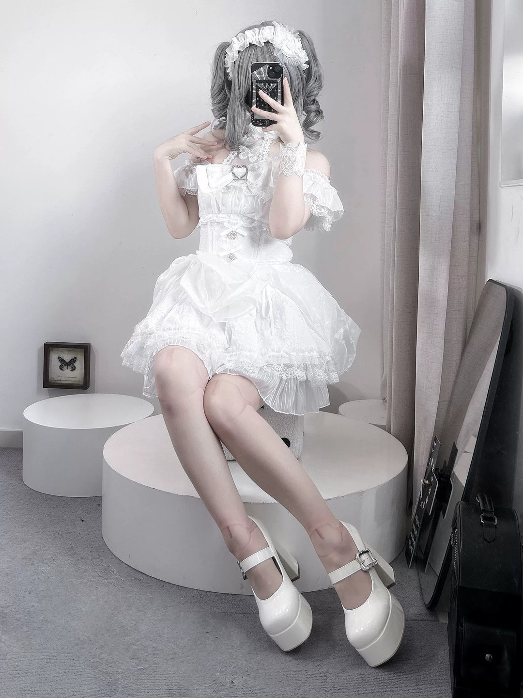 Black / White Jirai Kei Dress, Floral Lace & Halter Neck 43105:771123