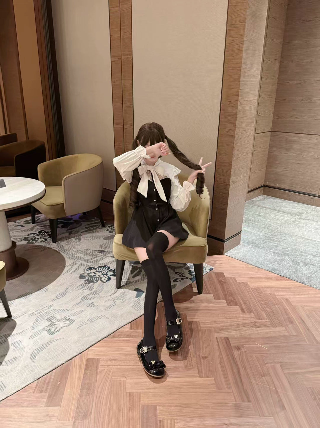Seiso Kei Black and White Dress, Lace Shoulder 44073:795967