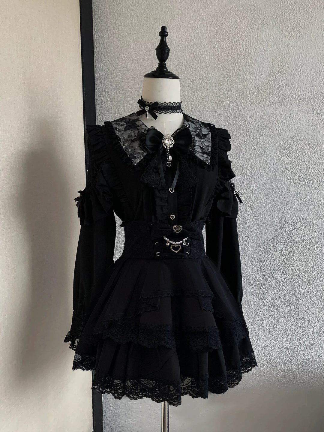 Jirai Kei Long Sleeve Blouse, Lace Open-Shoulder (L M S XL) 44588:815029