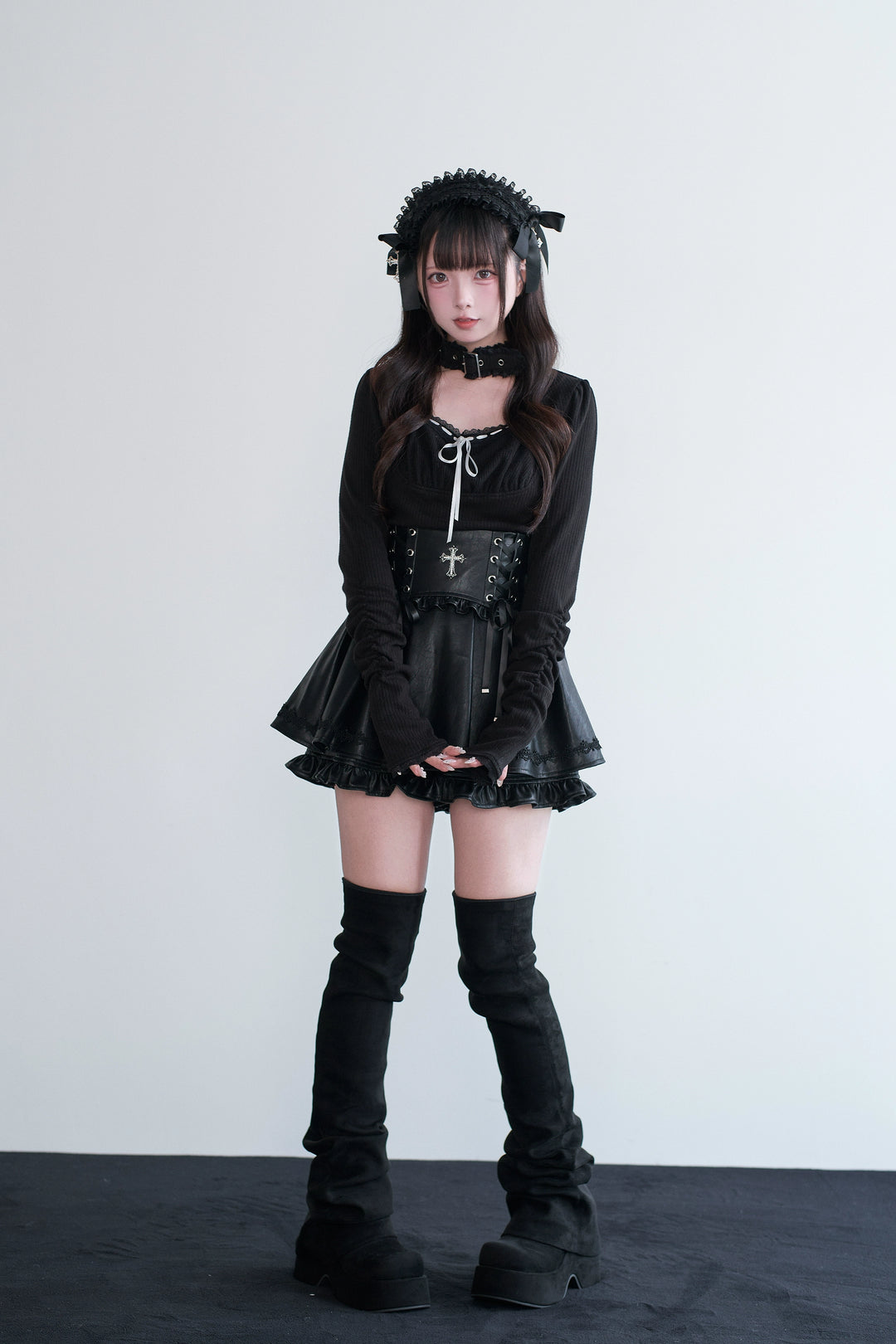 Jirai Kei Choker Top, High-Waisted Leather Skort 44327:805446