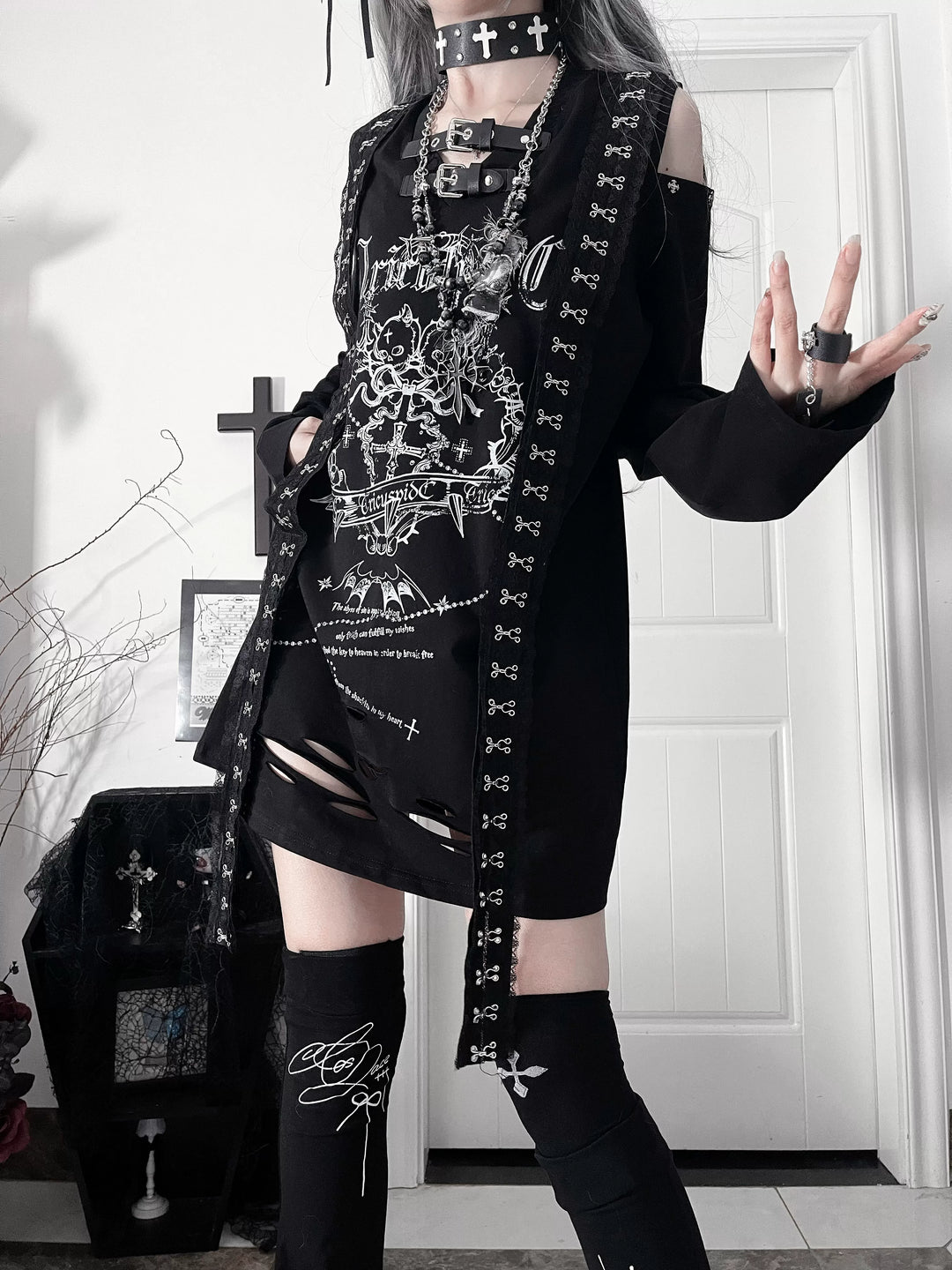 Subculture Long-Sleeved T-shirt, Belted Neck 44563:816450