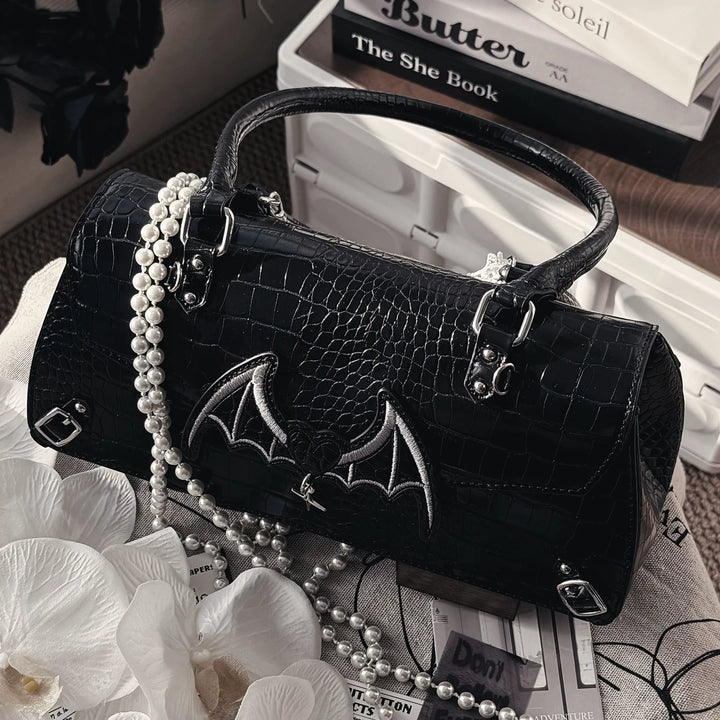 Bat-Inspired Itabag, Croc Texture & Clear Display Window 44930:828999