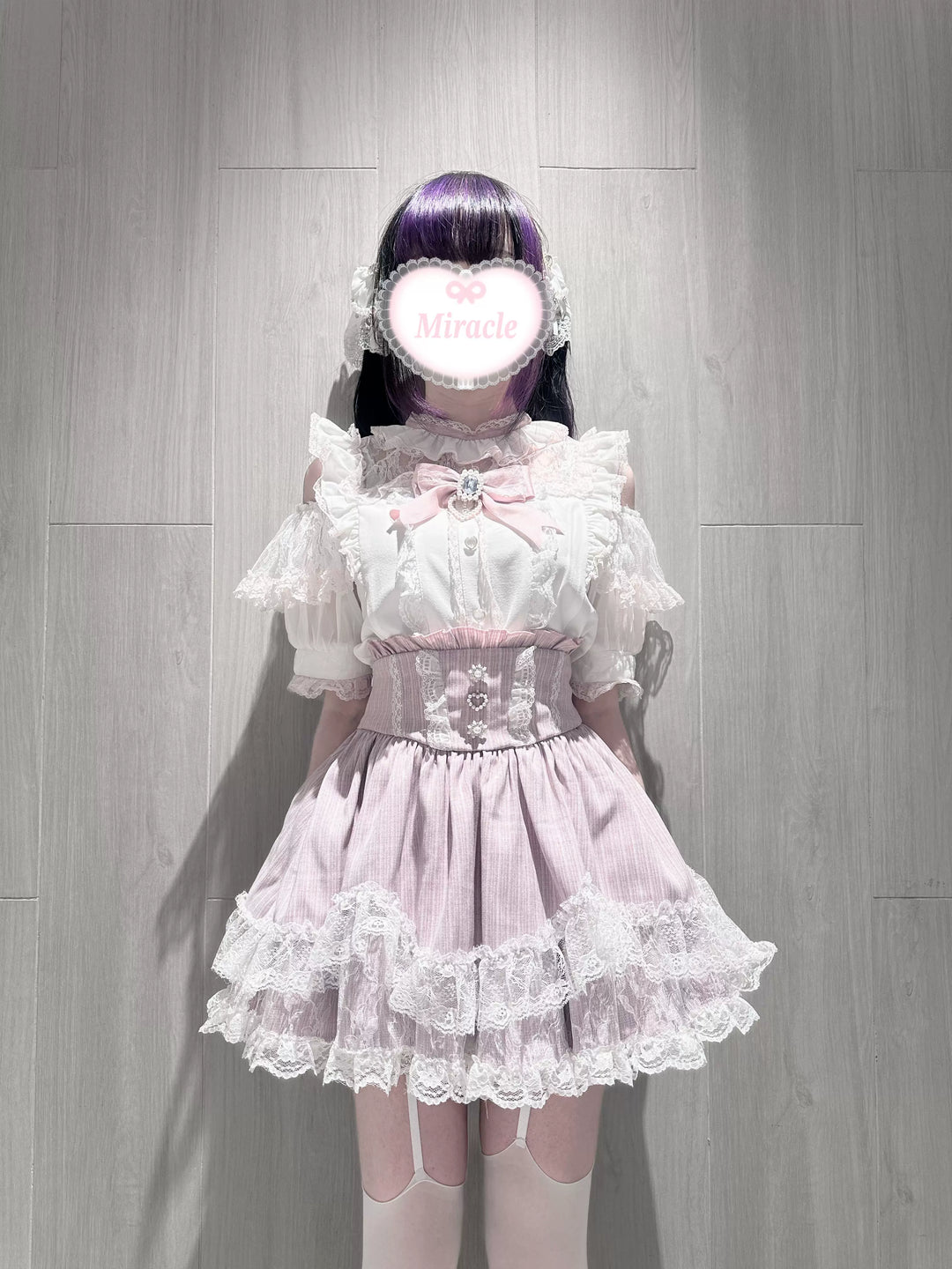 Jirai Kei Open-Shoulder Blouse with Ruffles 45647:857168