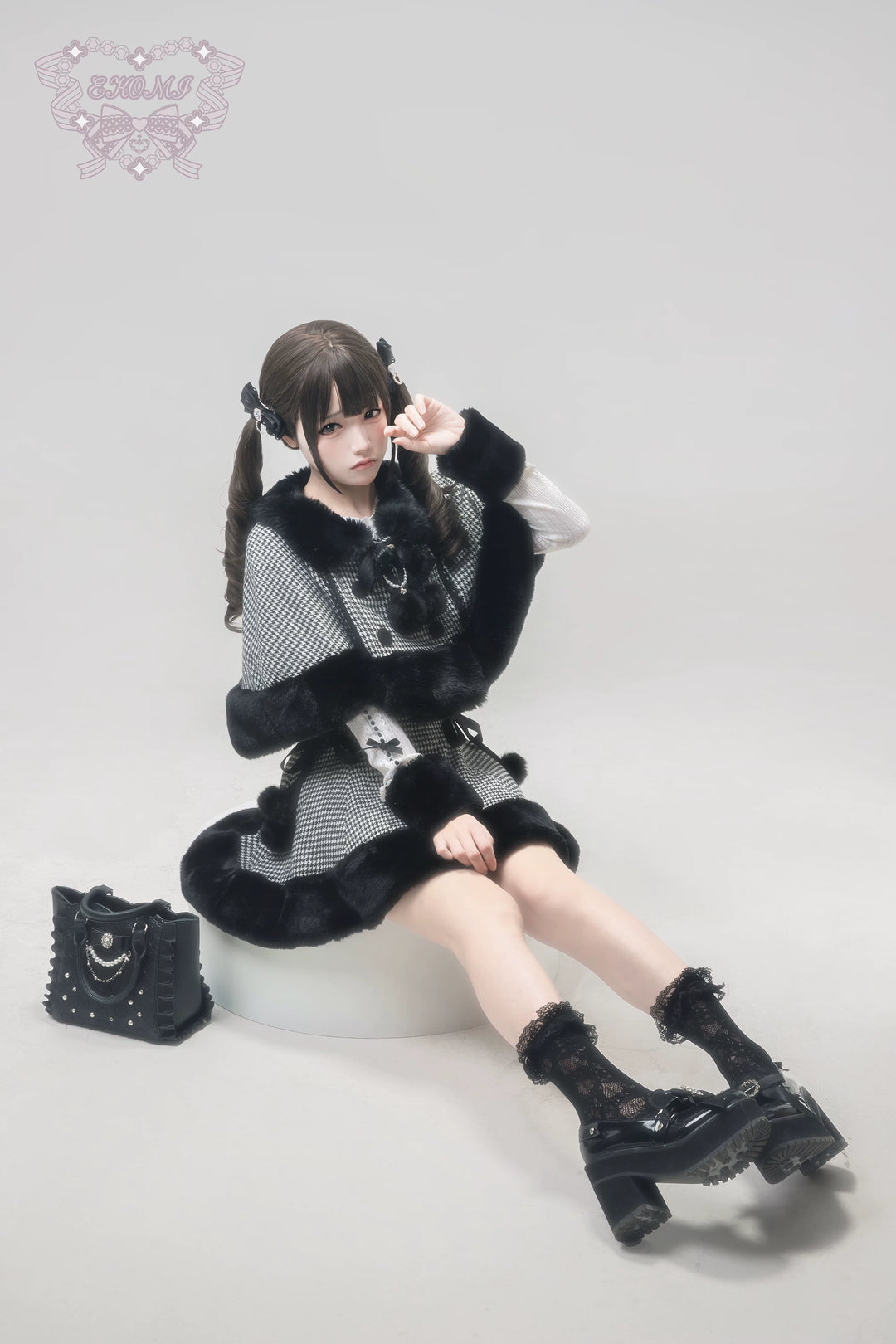 Houndstooth Jirai Kei Plush Cape, High-Waisted Skirt 44591:814676
