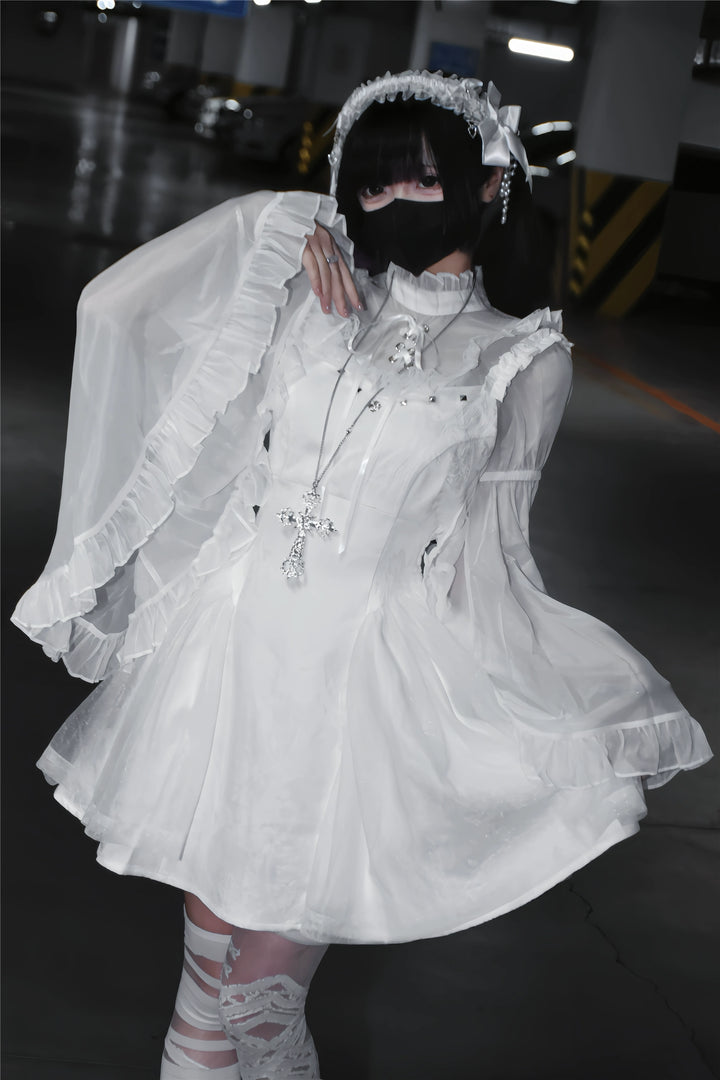 Black/White Jirai Kei Jumper Dress & Hime-Sleeved Sheer Blouse 43326:773585