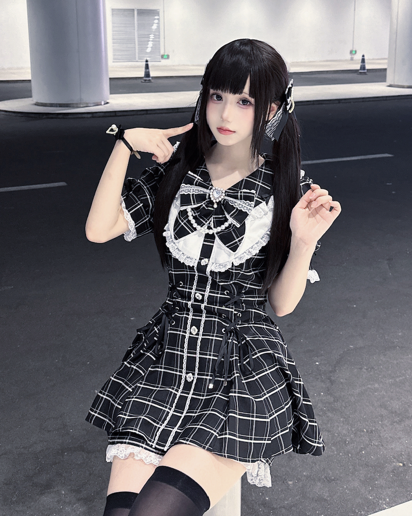 Jirai Kei Dress With Lace-Up Waist & Pocketed Shorts 43005:761704