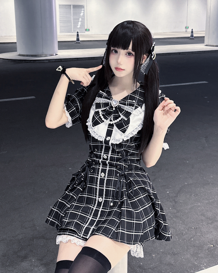 Jirai Kei Dress With Lace-Up Waist & Pocketed Shorts 43005:761704
