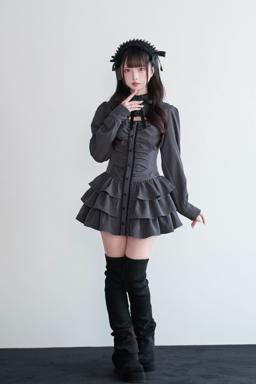 Black/Gray Jirai Kei Lace-Up Dress, Elastic Shorts 44329:806154