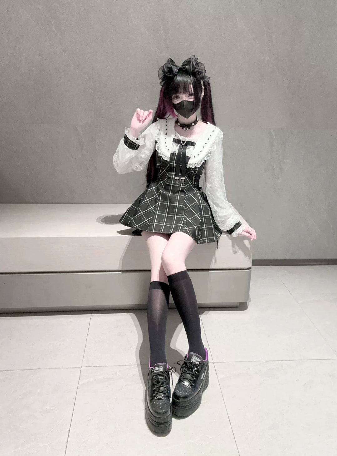 Long-Sleeved Jirai Kei Dress, Pocketed Shorts 43856:787323