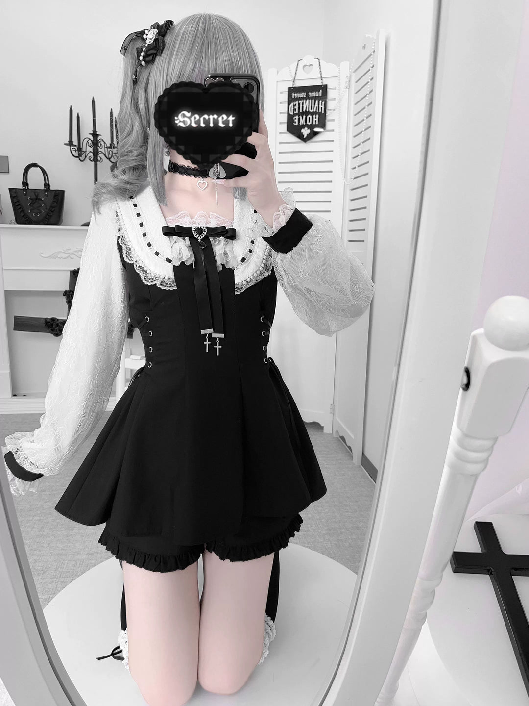 Long-Sleeved Jirai Kei Dress, Pocketed Shorts 43856:787322