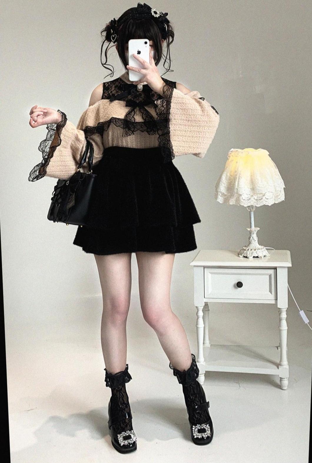 Soft Plush Ryousangata Sweater, Lace Details 44470:810483