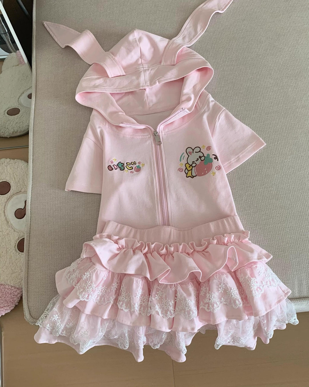 Kawaii Lace Cake Skirt with Sporty Zip-Up & Triple Ruffles 42702:751000
